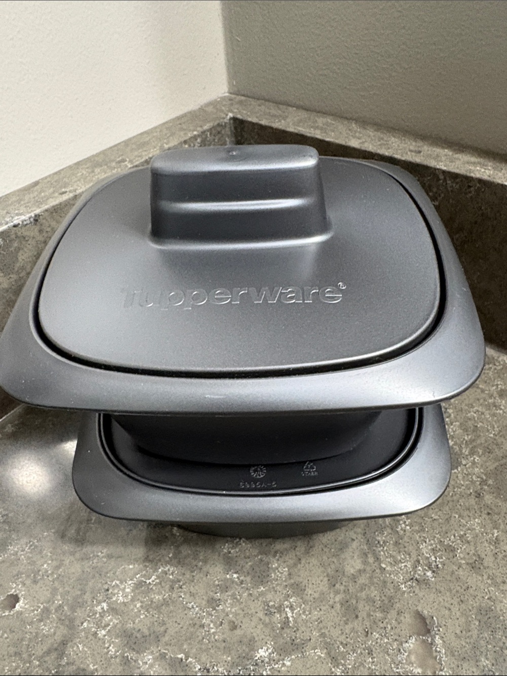 Tupperware UltraPro Ovenware. Metallic Gray. Set of two. 500 ml
